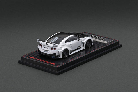 Ignition Model 1/64 LB-Silhouette WORKS GT Nissan 35GT-RR Pearl White With  Mr. Kato